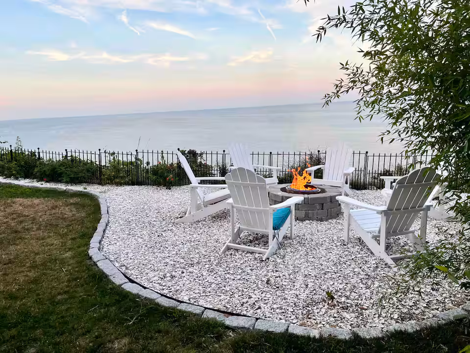 Bay House — photo 20